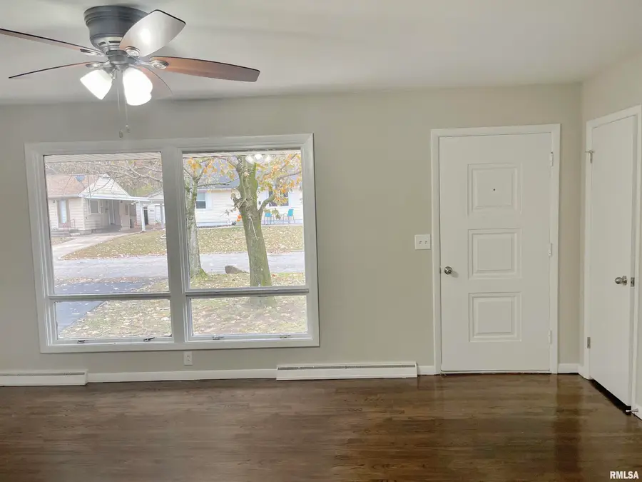 56 Southwood Drive, Decatur, IL 62521 - #3