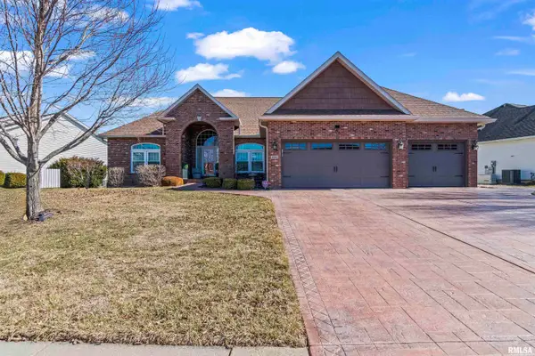 6600 Carlisle Bend Street, Springfield, IL 62711