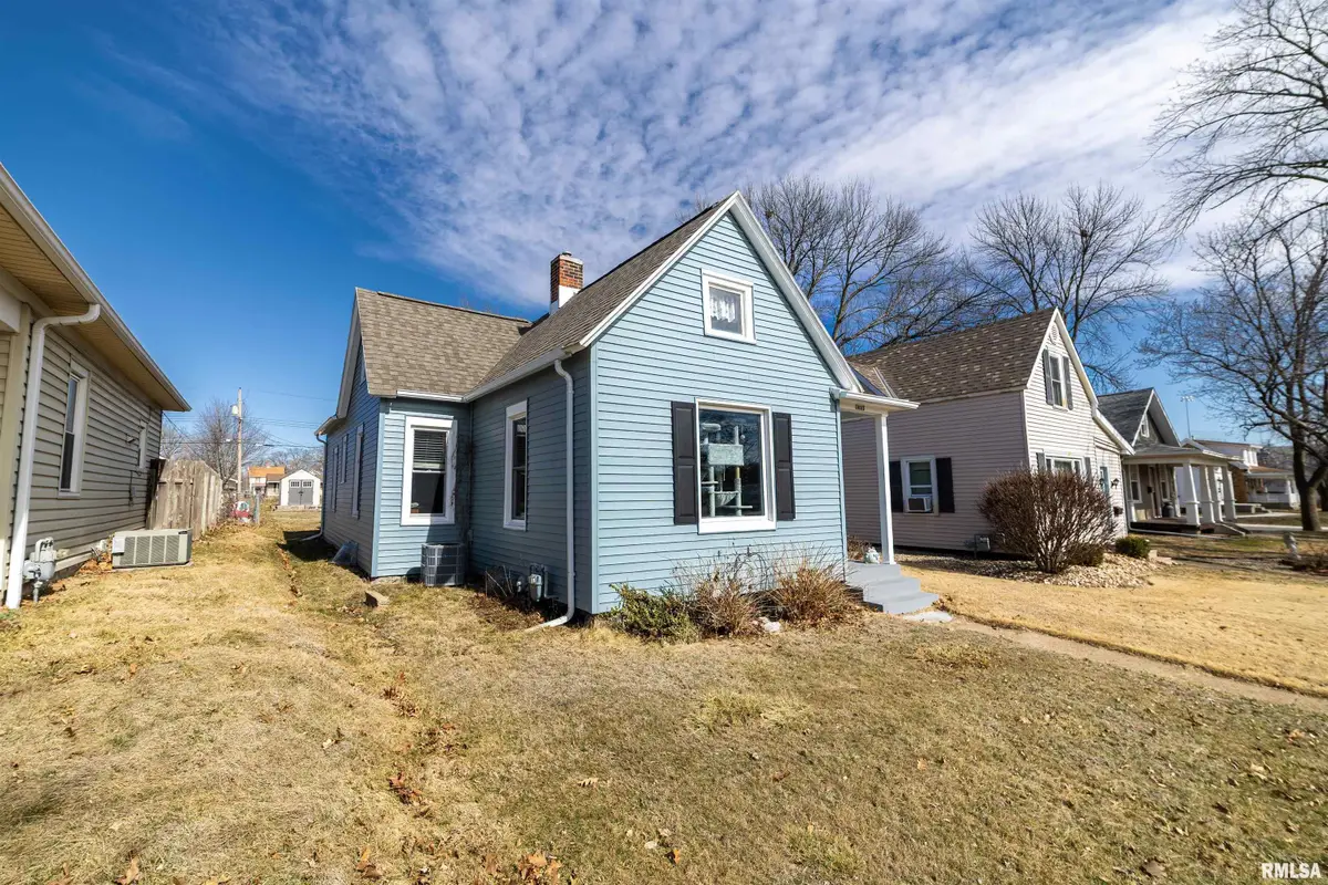 1633 Spruce Street, Quincy, IL 62301 - #1