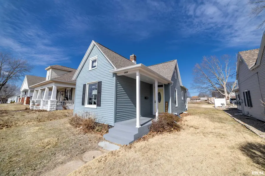 1633 Spruce Street, Quincy, IL 62301 - #2