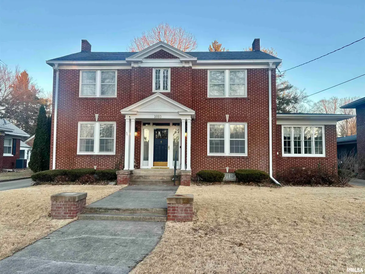 1693 N Cherry Street, Galesburg, IL 61401 - #1