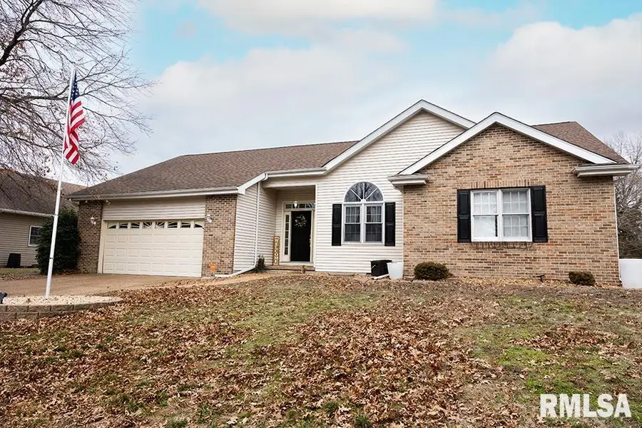 4328 Woodglen Lane, Mount Vernon, IL 62864 - #3