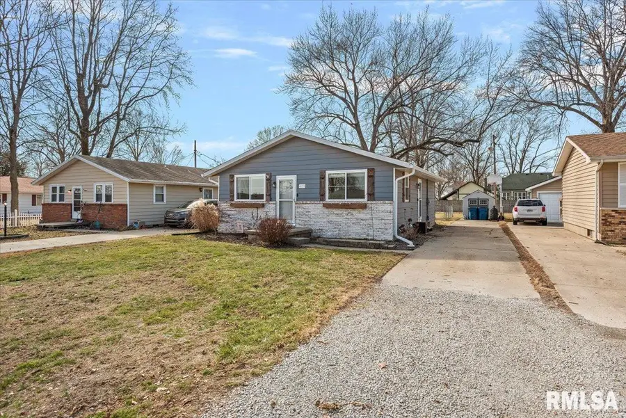 409 Sattley Street, Rochester, IL 62563 - #2