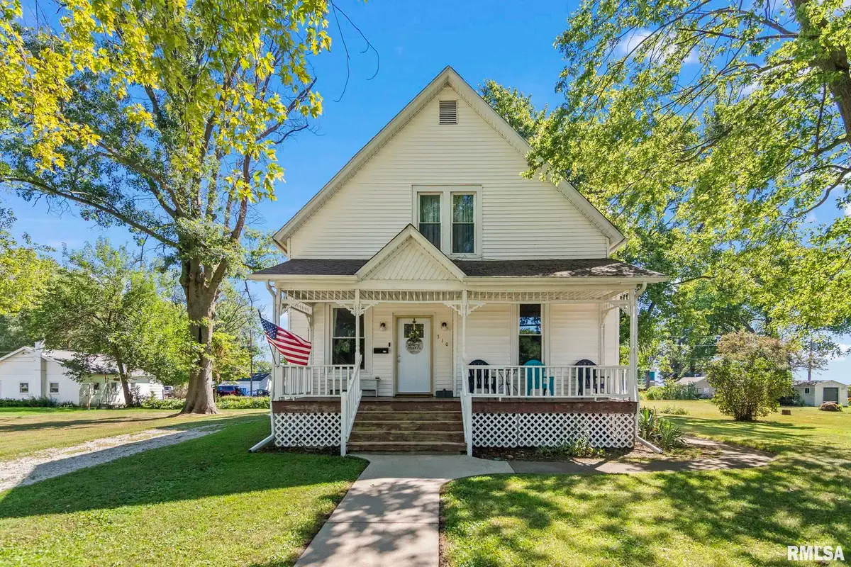 310 S Pine Street, Stonington, IL 62567 - #1