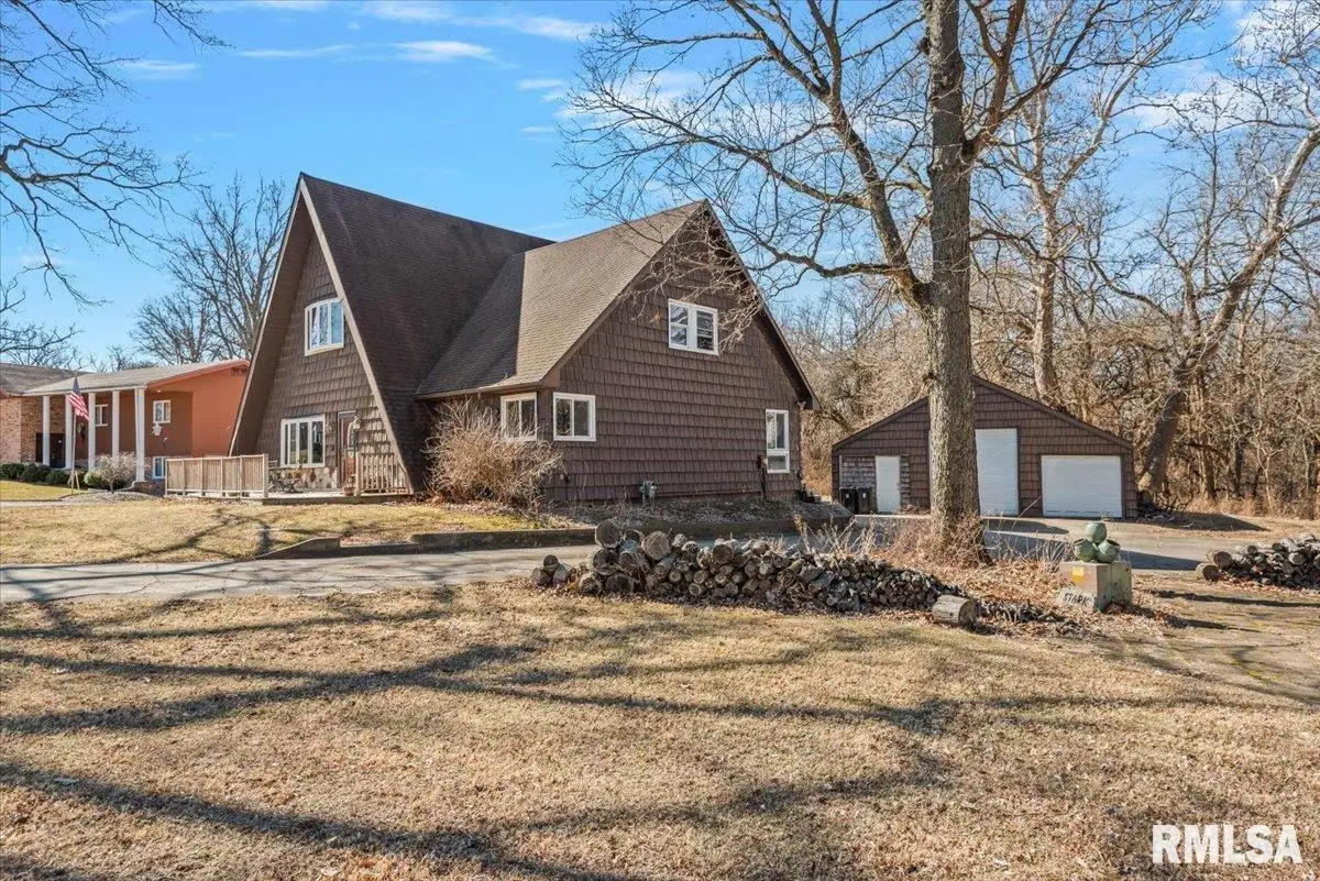 12 Oakland Drive, Riverton, IL 62561 - #1