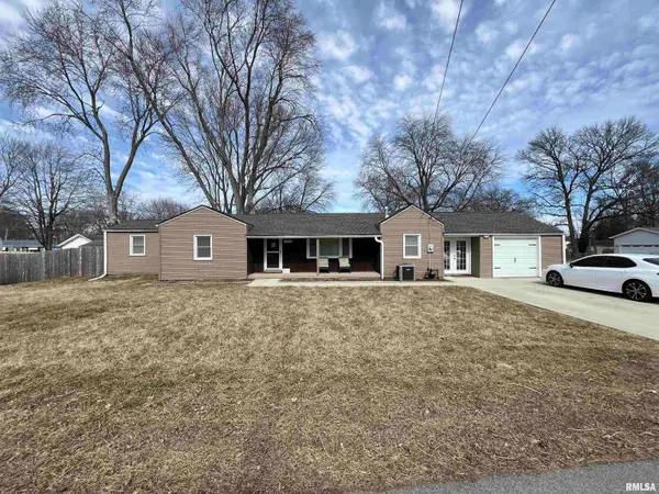 2001 Calhoun Avenue, Springfield, IL 62702