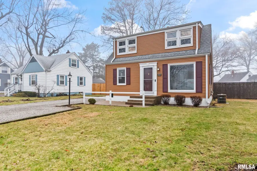 2025 E Hood Street, Springfield, IL 62703 - #3