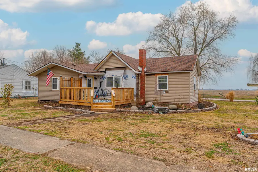 603 E Elm Street, Mason City, IL 62664 - #2