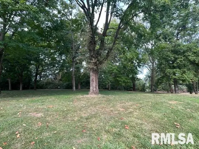 3330-3331 Greenspointe Parkway, Quincy, IL 62301 - #2