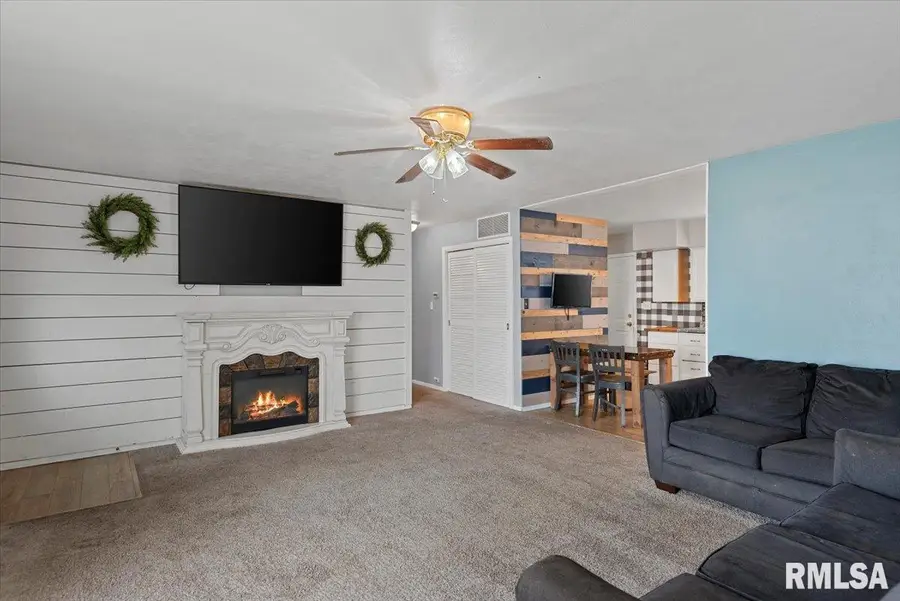 3305 Saint Francis Drive, Springfield, IL 62703 - #2