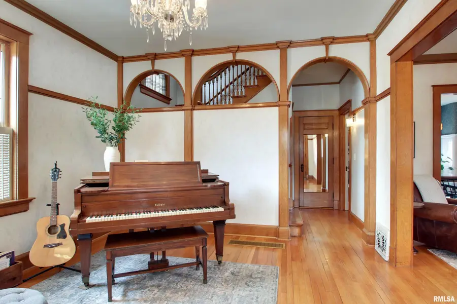 1241 Park Place, Quincy, IL 62301 - #2