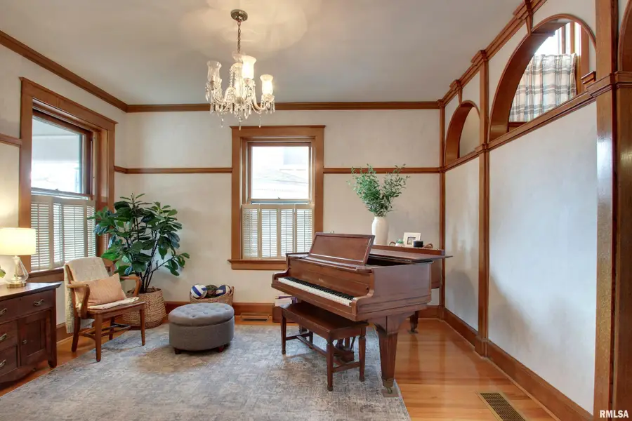 1241 Park Place, Quincy, IL 62301 - #3