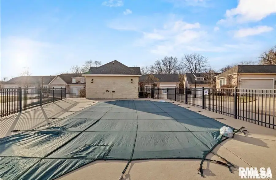 313 Boulder Creek, Chatham, IL 61629 - #2