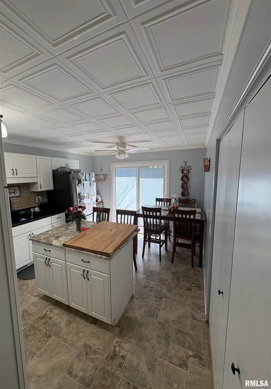 128 Volare Lane, Springfield, IL 62703 - #2