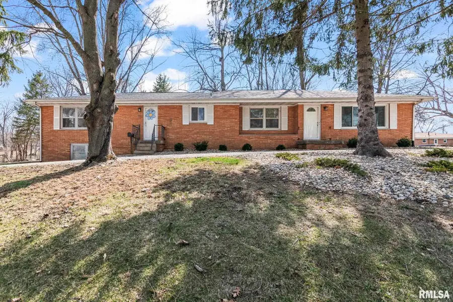 730 W Walnut Street, Chatham, IL 62629 - #2