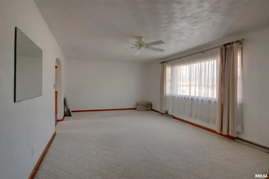 3636 Lindell Avenue, Quincy, IL 62305 - #2