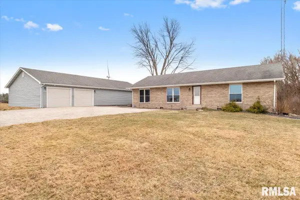 14201 Williamson Road, Virden, IL 62690