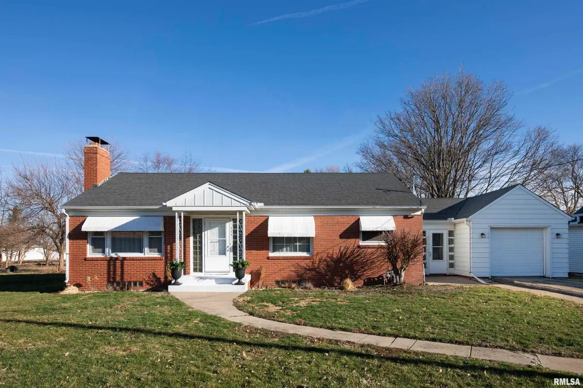 111 E Ames Street, Yates City, IL 61572 - #1