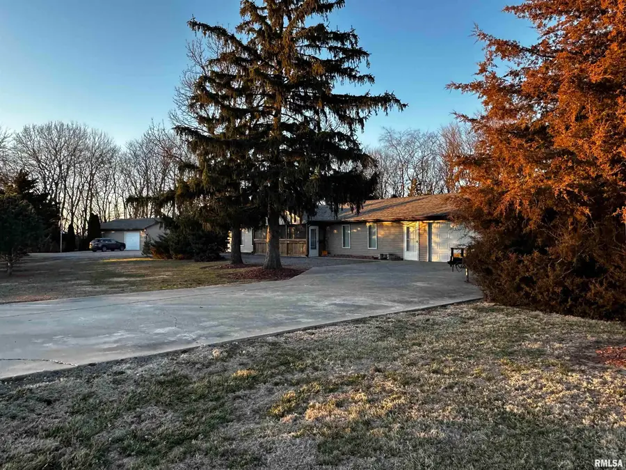 2068 New Lake Road, Jacksonville, IL 62650 - #2
