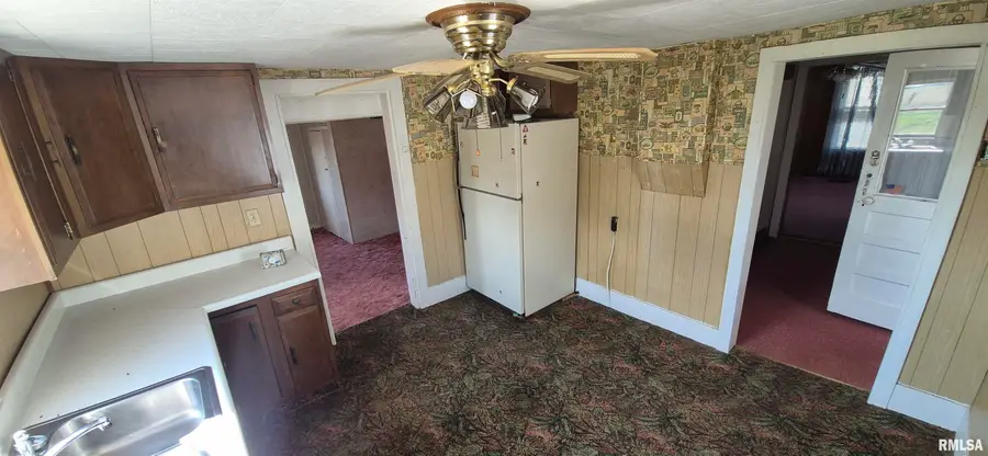 307 W Main Street, Tallula, IL 62688 - #3