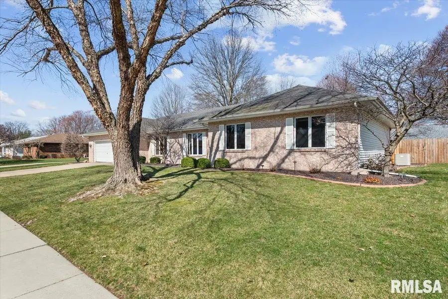 2505 Wydown Avenue, Springfield, IL 62704 - #2