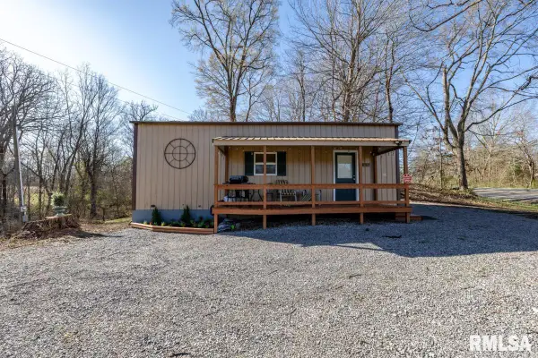 49 Il Route 34 S Highway, Rosiclare, IL 62982