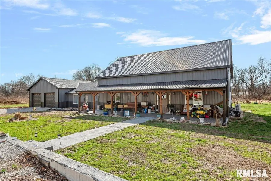 518 S Anderson Street, Taylorville, IL 62568 - #3