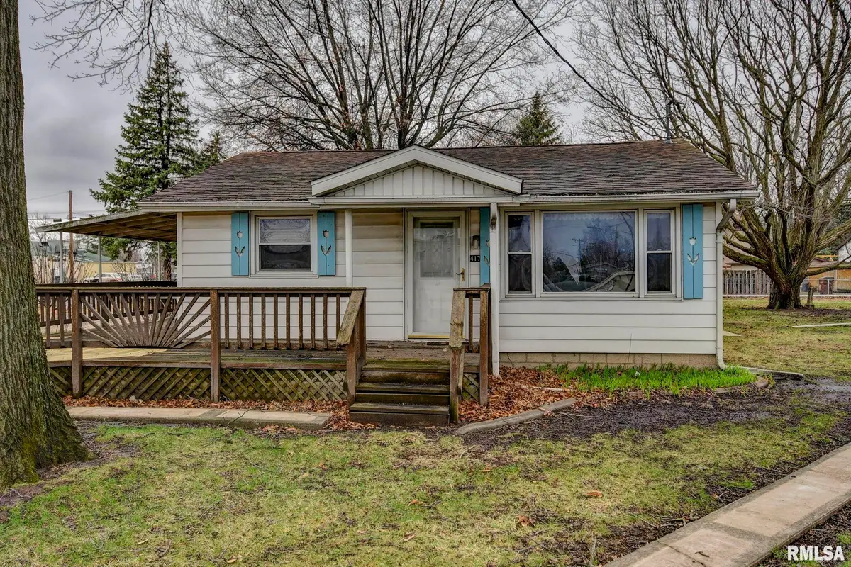 417 N Cheney Street, Taylorville, IL 62568 - #1