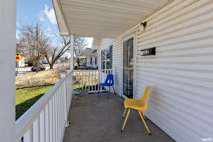 312 Locust Street, Quincy, IL 62301 - #3