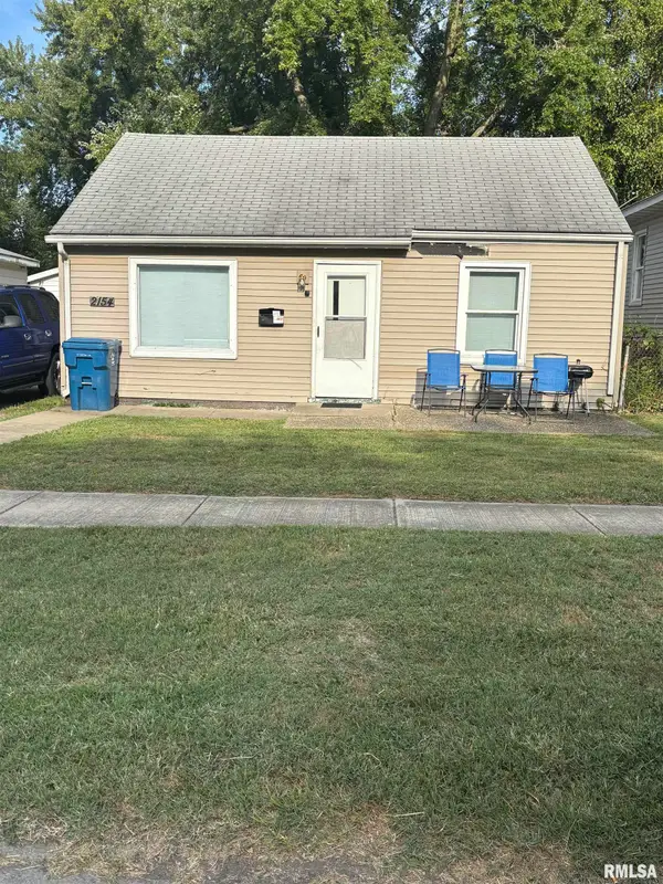 2154 S 13th Street, Springfield, IL 62703