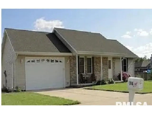 1004 Latigo Lane, Springfield, IL 62712-0000 - #1