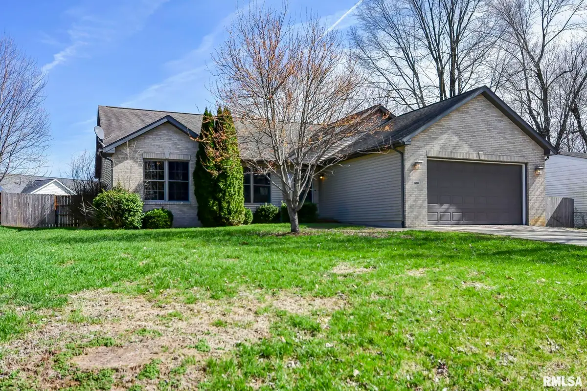 400 N Park Street, Rochester, IL 62563 - #1