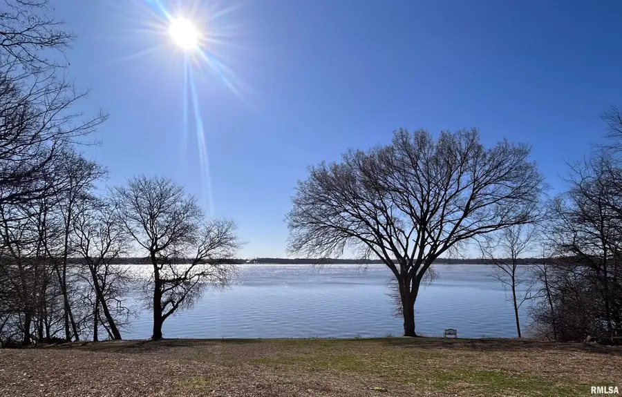 2606 W Lake Shore Drive, Springfield, IL 62712 - #2