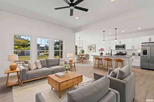 316 Boulder Creek Drive, Chatham, IL 62629