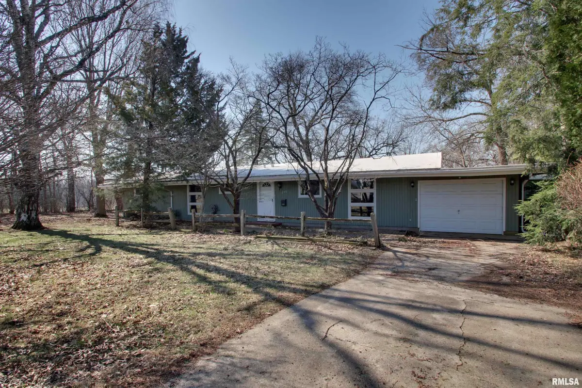 740 Edgewood Drive, Quincy, IL 62301 - #1