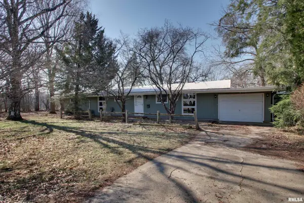 740 Edgewood Drive, Quincy, IL 62301