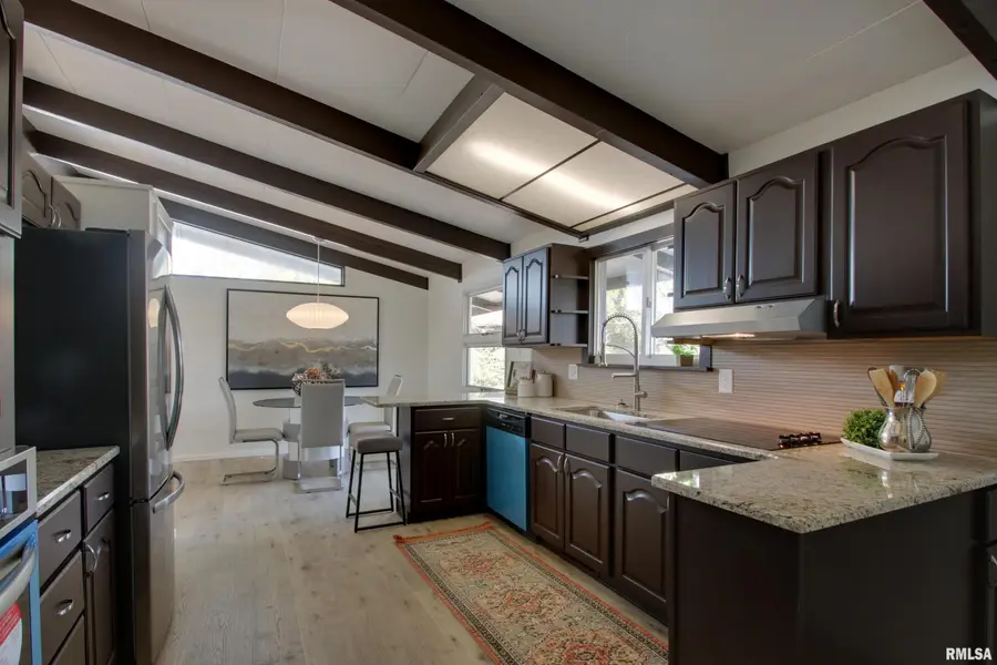 740 Edgewood Drive, Quincy, IL 62301 - #2