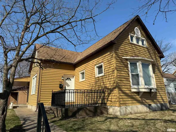 722 S 19th Street, Quincy, IL 62301