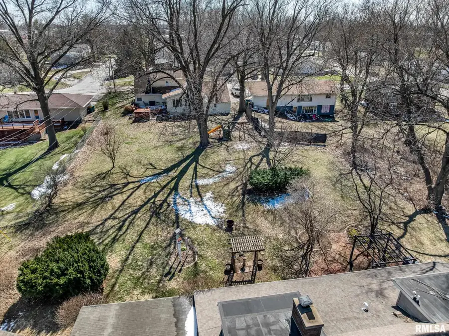 1303 W Adams Street, Macomb, IL 61455 - #3