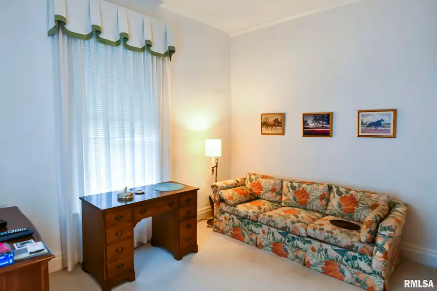 1109 Osburn Avenue, Springfield, IL 62702 - #3