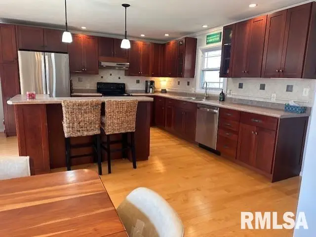 2 Mary Lane, Jacksonville, IL 62650 - #2