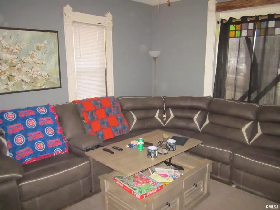 303 W Market Street, Forest City, IL 61532-0000 - #3