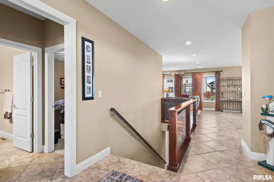 2104 Dubsdread Drive, Springfield, IL 62711 - #3