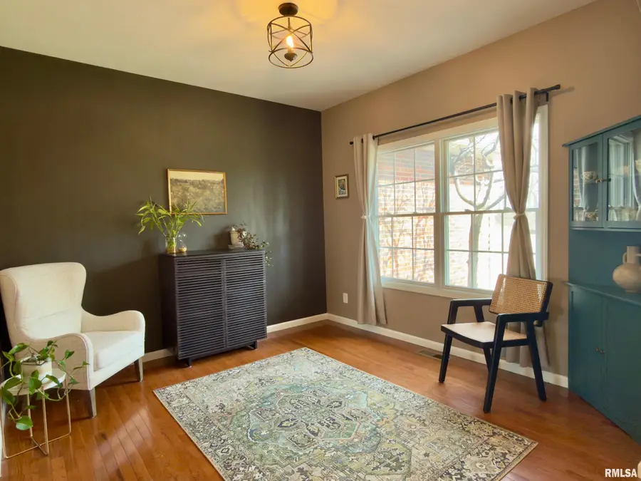 3501 N 72nd Road, Quincy, IL 62305-0687 - #3