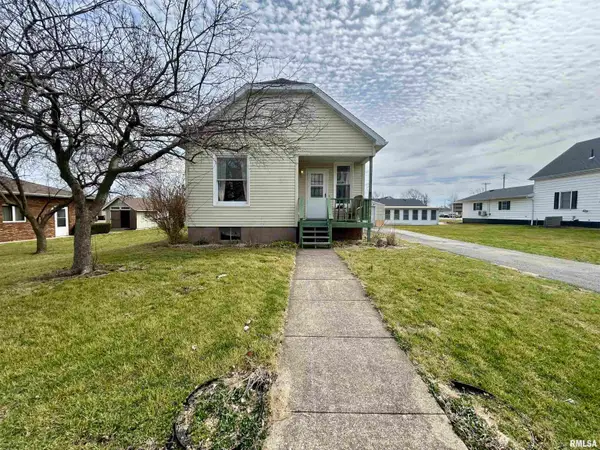 404 South Street, Morrisonville, IL 62546