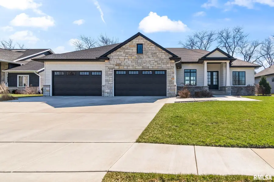 1832 Willow Bend Street, Chatham, IL 62629 - #2