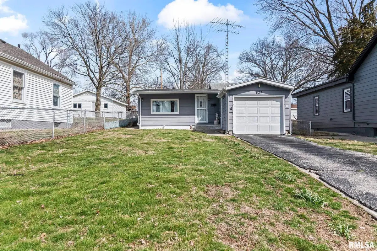 527 Wood Avenue, Springfield, IL 62702-0000 - #1