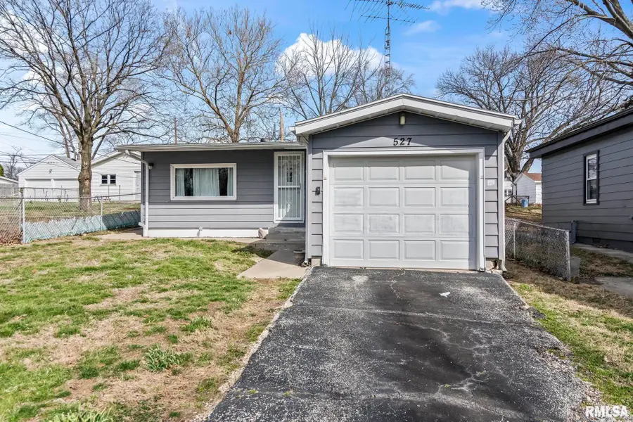 527 Wood Avenue, Springfield, IL 62702-0000 - #2