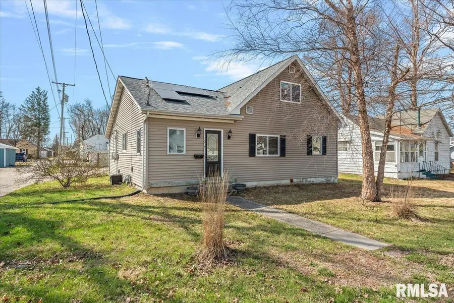 1019 W Jefferson Street, Auburn, IL 62615 - #2