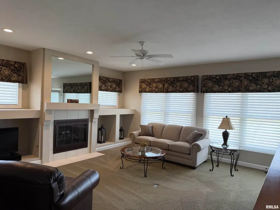 7528 Wentworth Drive, Springfield, IL 62711 - #3